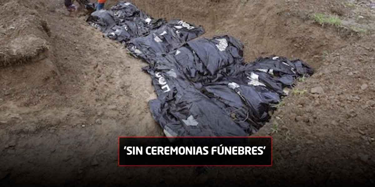 Muertos en bombardeos rusos en Mariúpol los entierran en fosas comunes: ciudadanos los sepultan