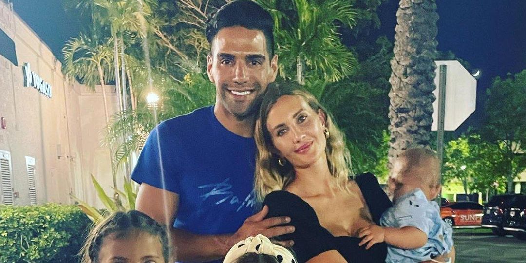 Hijo de Falcao García patea balón con solo 2 años video viral - Canal 1