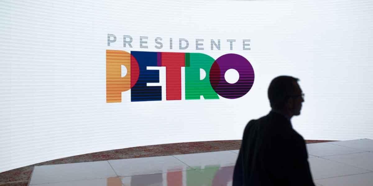 Petro ya no tiene un camino claro hacia la victoria, según encuesta en Colombia