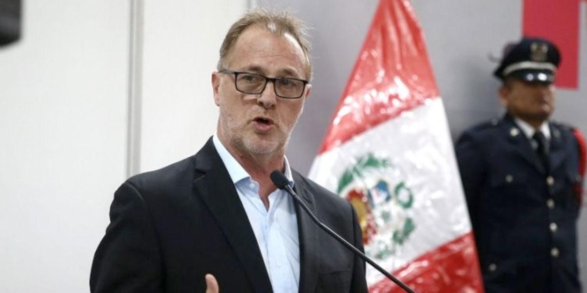 El alcalde de Lima es destituido sorpresivamente