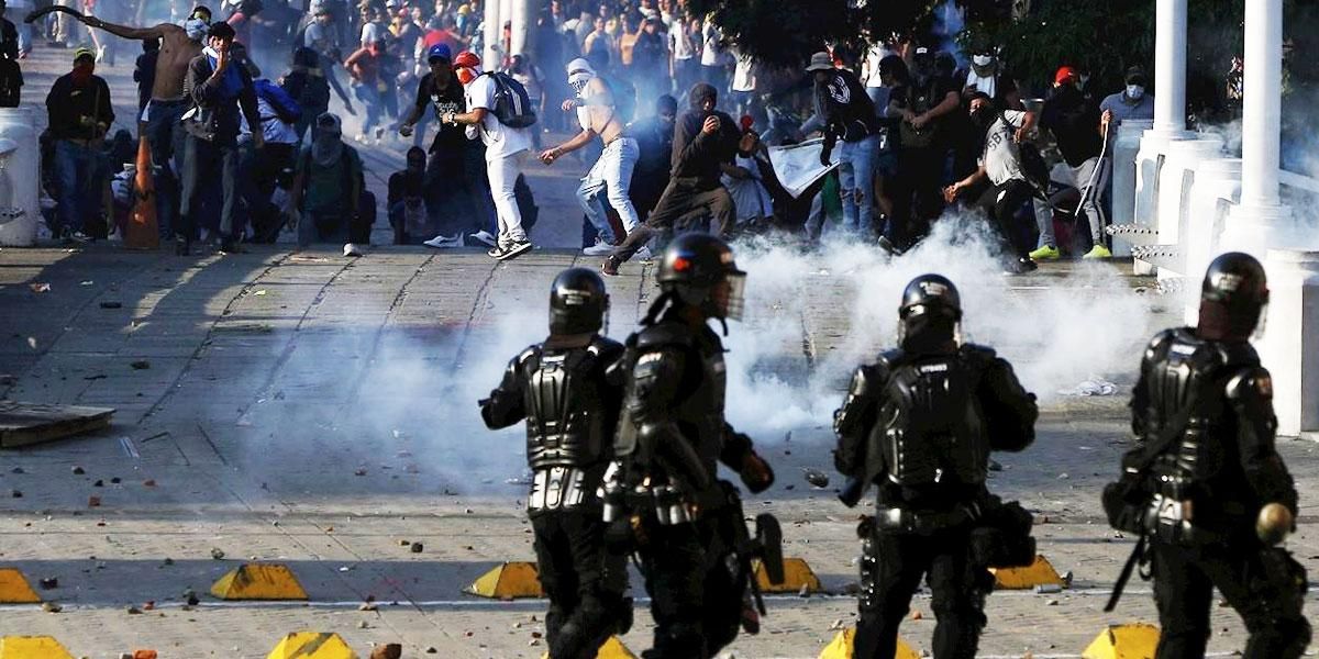 Balance nacional: Tres uniformados de la Policía resultaron heridos durante manifestaciones en el país