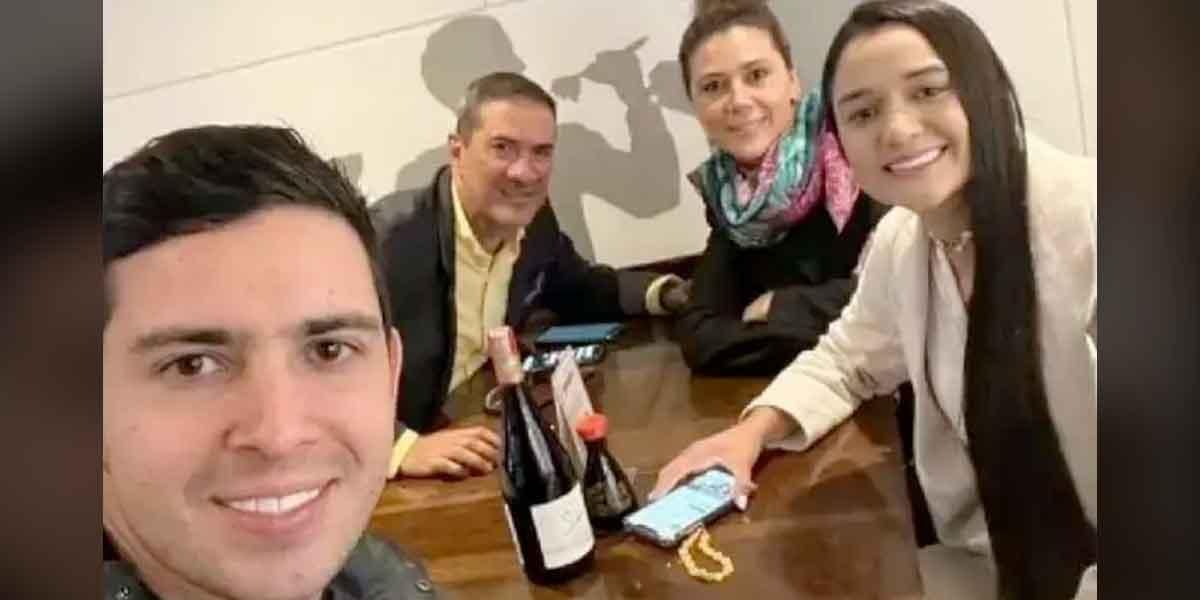 Renuncian 3 secretarios de la Alcaldía de Medellín para unirse a campaña de Petro