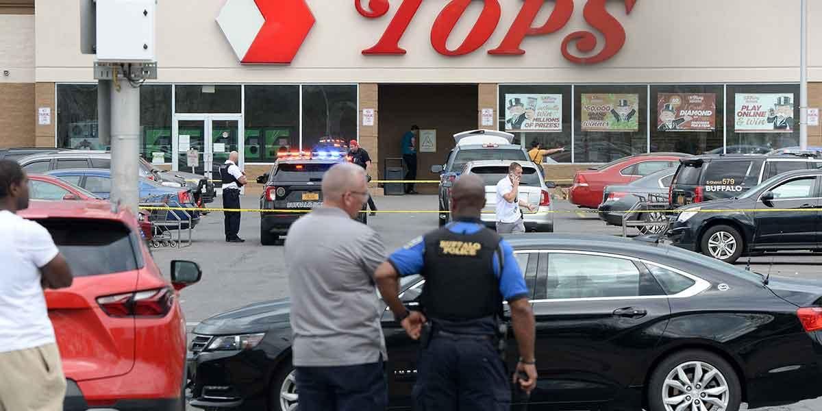 Tiroteo en un supermercado en Buffalo, New York, deja varios fallecidos