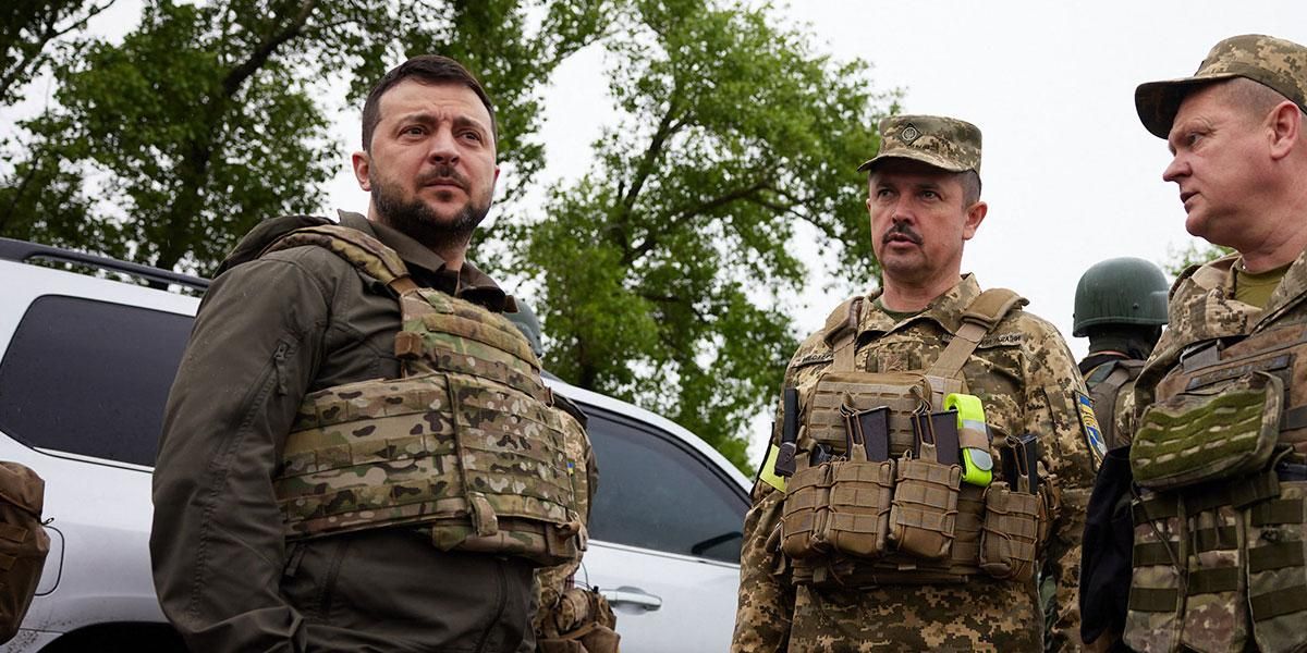 Presidente Zelenski visita el este de Ucrania por primera vez desde la invasión rusa