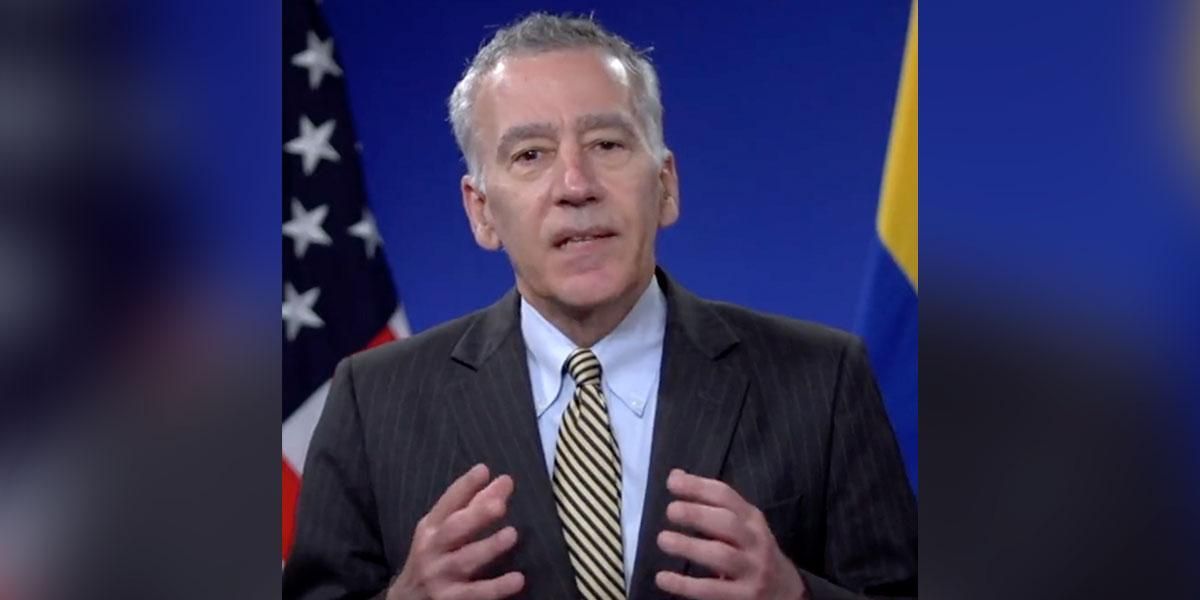 Embajador de Estados Unidos se despide de Colombia