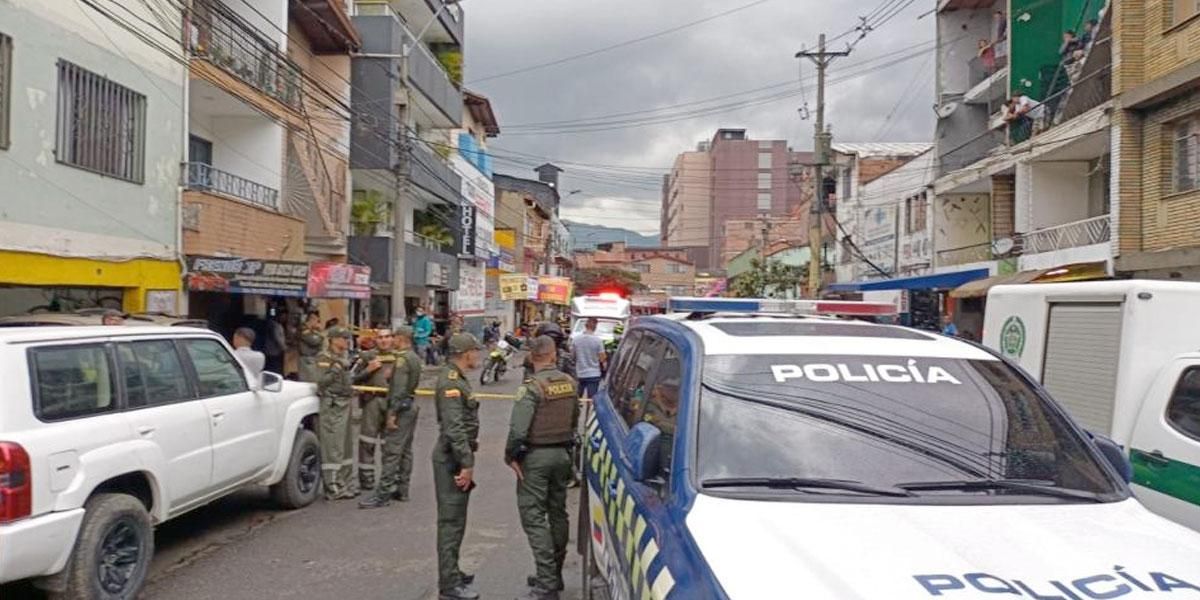 Joven universitaria murió mientras manipulaba explosivos cerca a la de U. de Antioquia