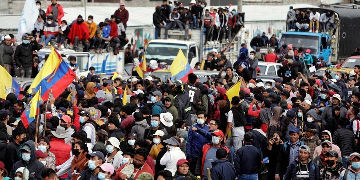 Miles de campesinos llegan a Quito en medio de estado de excepción que rige en provincias