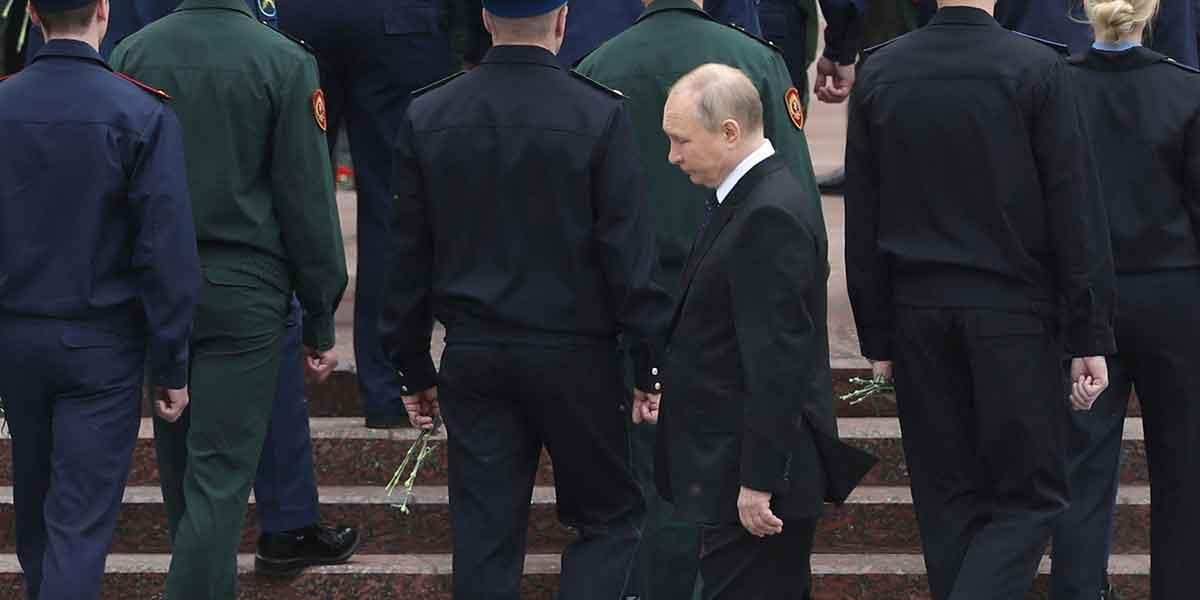 Exguardaespaldas de Putin que llevaba el “maletín nuclear” fue hallado con un disparo en la cabeza
