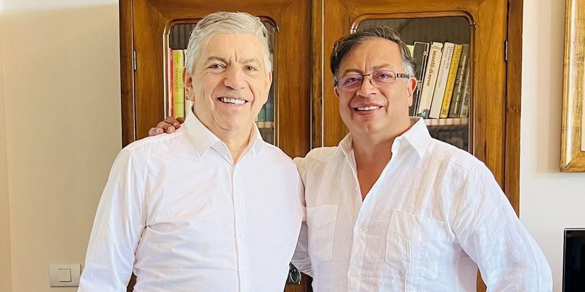 Partido Liberal confirma reunión entre César Gaviria y Gustavo Petro