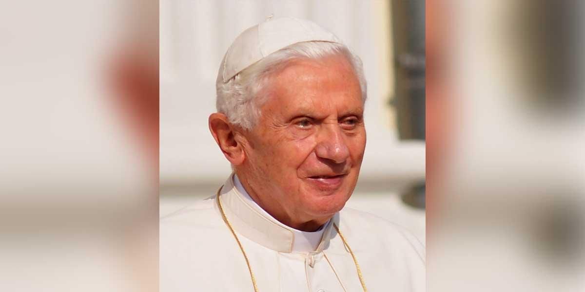 Confusión por supuesta muerte de Benedicto XVI