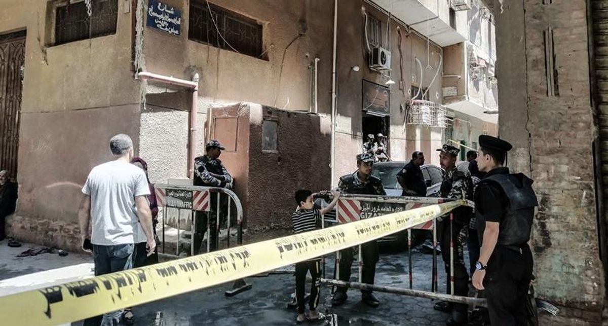 Más de 40 muertos dejó un incendio en una iglesia copta en El Cairo