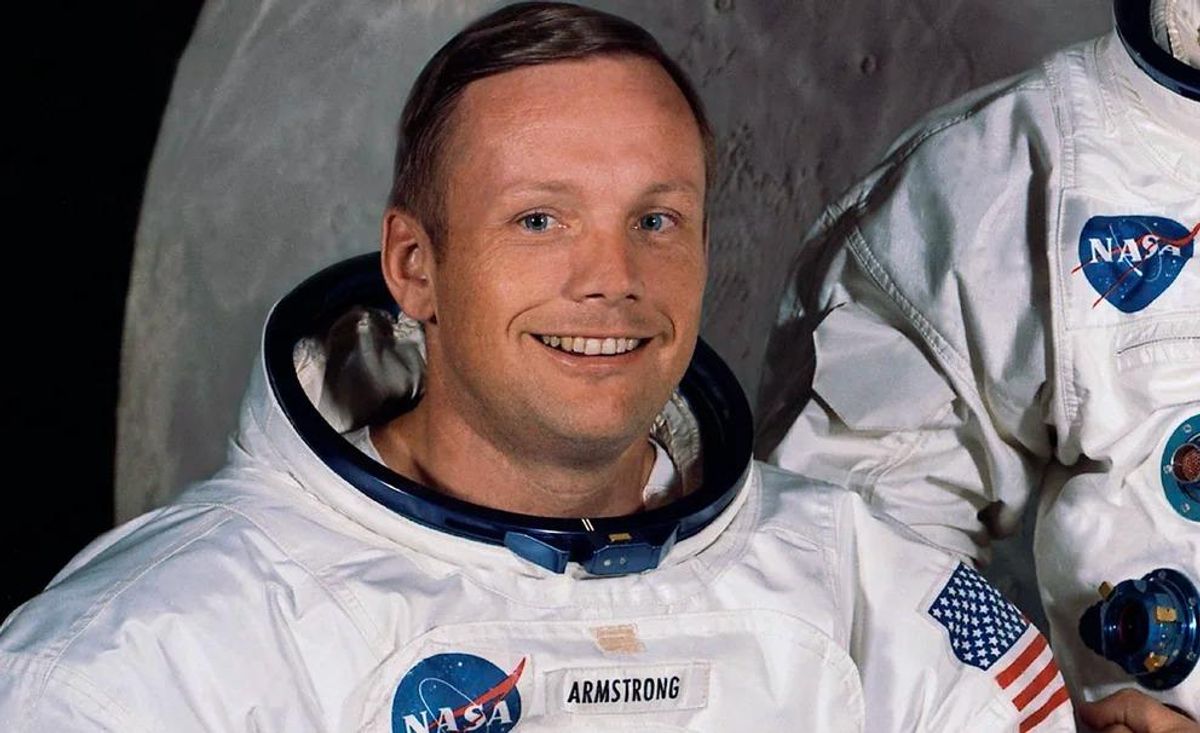 Neil Armstrong: diez años sin el astronauta que pisó la Luna y sus restos están en el fondo del mar