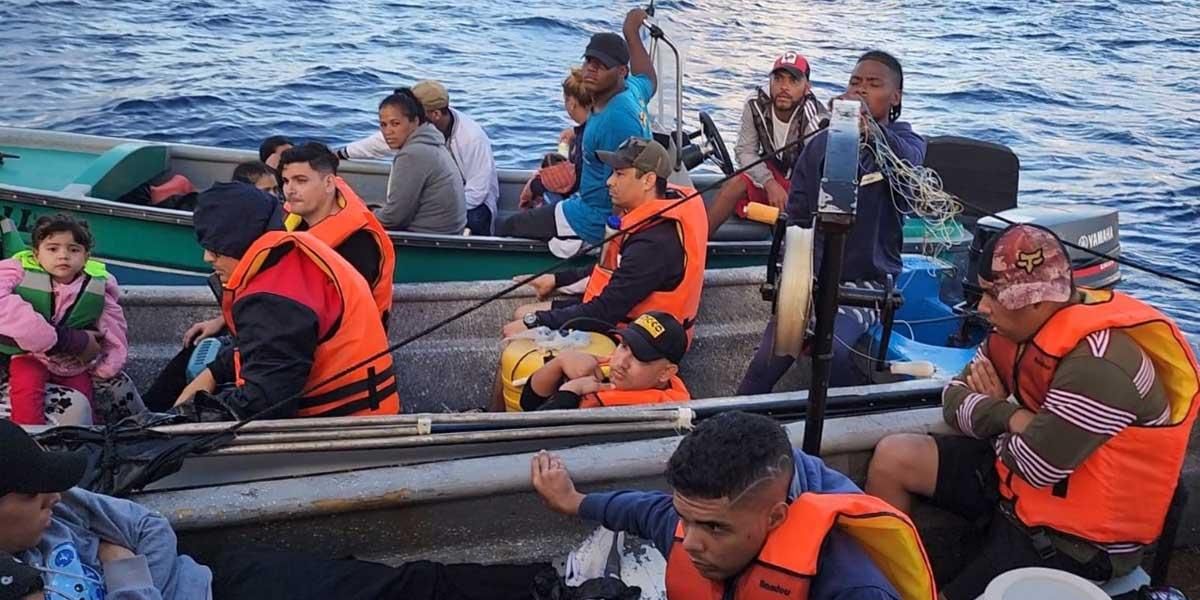 Interceptan tres embarcaciones donde transportaban ilegalmente a 19 migrantes venezolanos en San Andrés