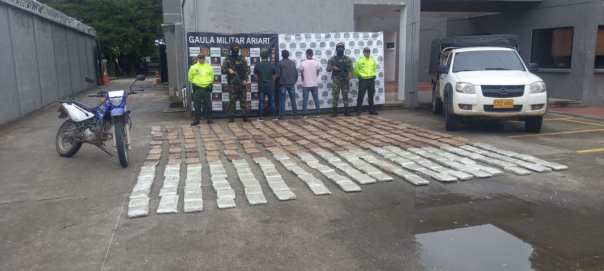 Incautan más 300 kilos de marihuana tipo creepy; eran transportados en una camioneta robada