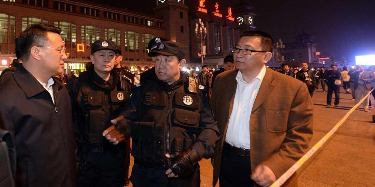 Un exministro chino fue condenado a cadena perpetua por corrupción: se salvó de la pena de muerte