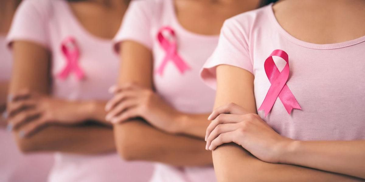 Campaña de autoexamen contra el cáncer de mama