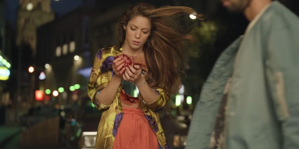 Shakira dejó claro que 'Monotonía' sí es para Piqué por importante aparición en el video