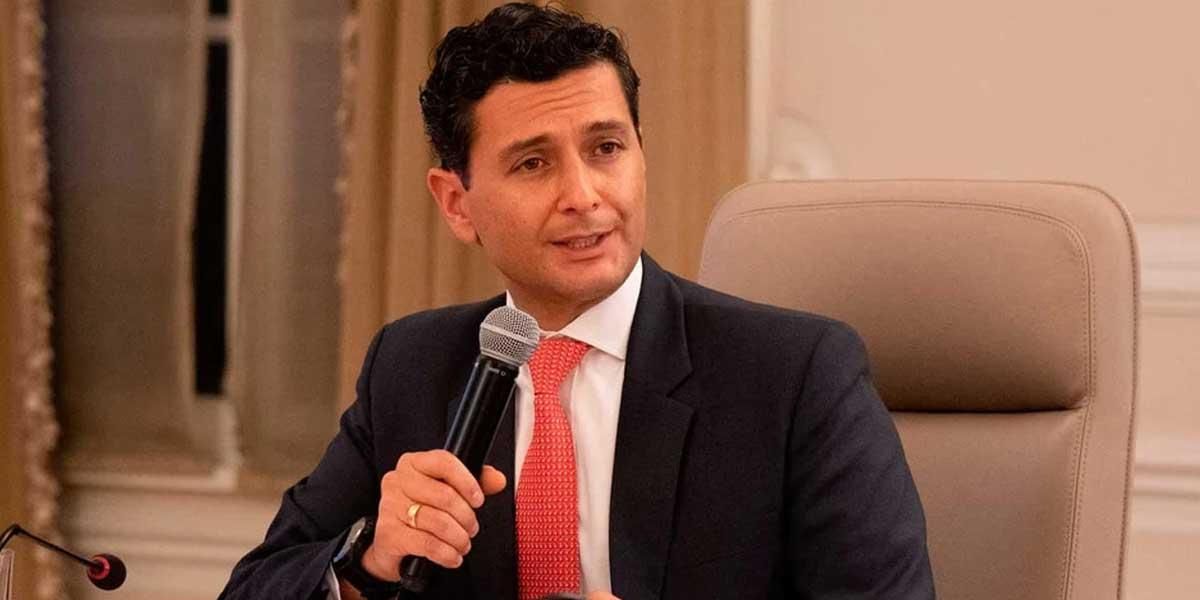 Renunció el superintendente financiero, Jorge Castaño