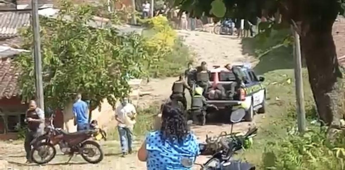 Un policía muerto y dos más heridos por detonación de un artefacto explosivo en Cauca