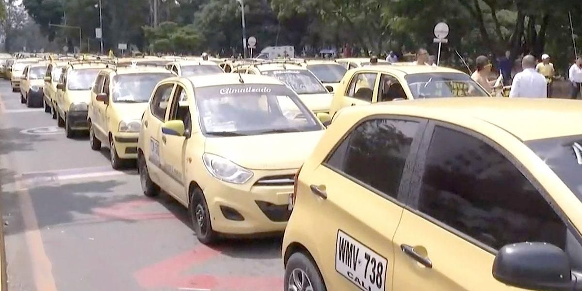 MinTransporte convoca a los representantes del gremio de taxistas a mesa de diálogo