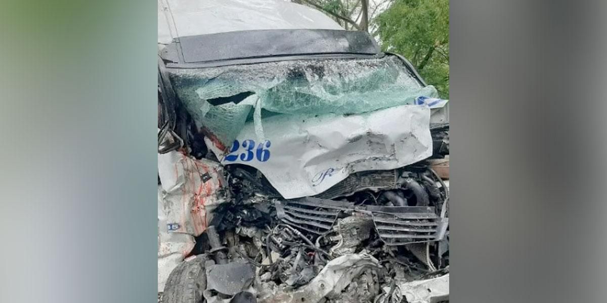 Grave accidente en Huila: nueve muertos tras choque entre un bus y camión de alimentos