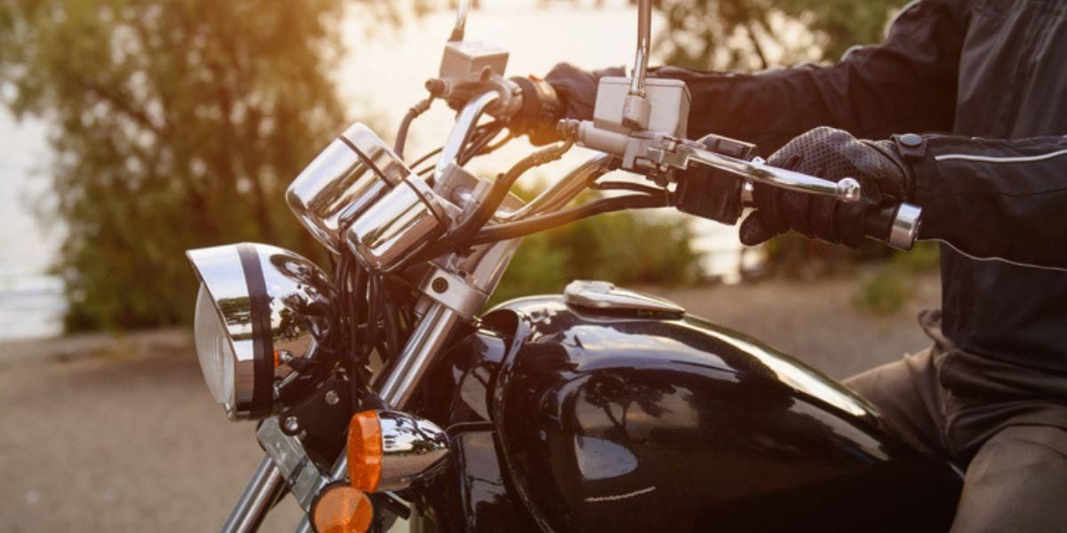 Verdad o mito, los motociclistas deben contar con un kit de carretera para circular en territorio nacional.