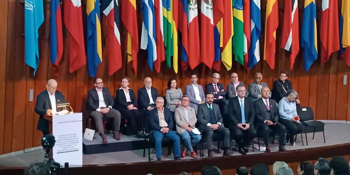 Gobierno y ELN inician segundo ciclo de diálogos en México