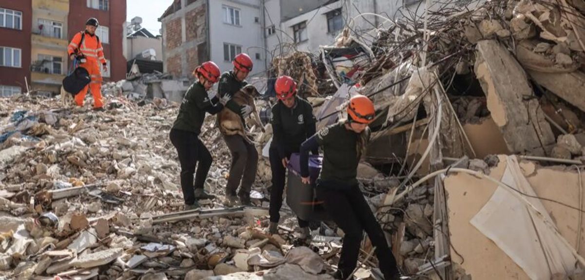 Seis muertos y 294 heridos tras dos nuevos terremotos en Turquía