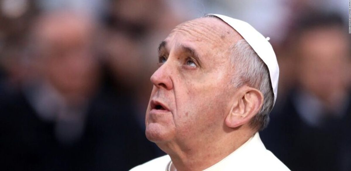 El papa pide un alto al fuego en Ucrania y el inicio de negociaciones de paz