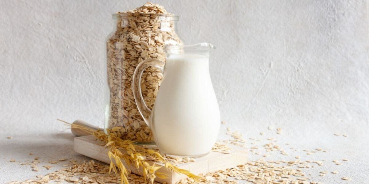 ¿Cuáles son los beneficios de la leche de avena? Descúbrelos aquí