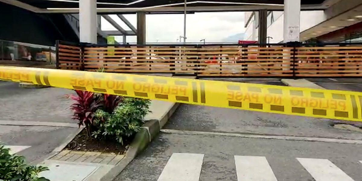 Muere la mujer atacada con extraña sustancia química en centro comercial de Antioquia