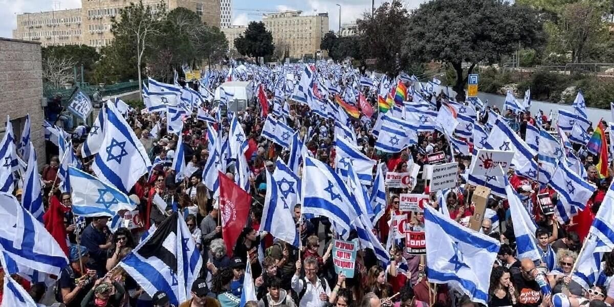 Se desatan protestas masivas en Israel y se agudiza crisis política