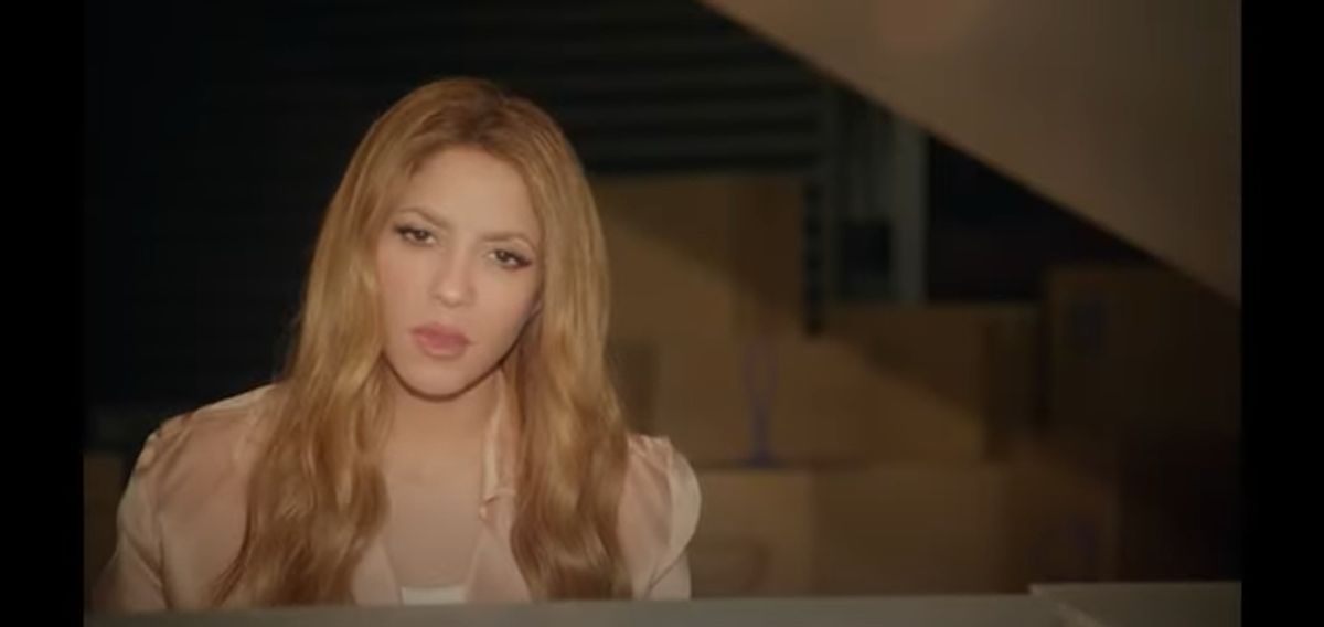 Shakira Video Acróstico
