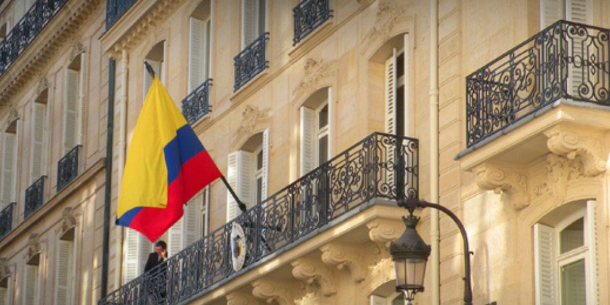 Gobierno de Colombia rechaza la acusación de Rusia y defiende la libertad de prensa