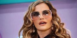 Aura Cristina Geithner fotos OnlyFans piernas abiertas - Canal 1