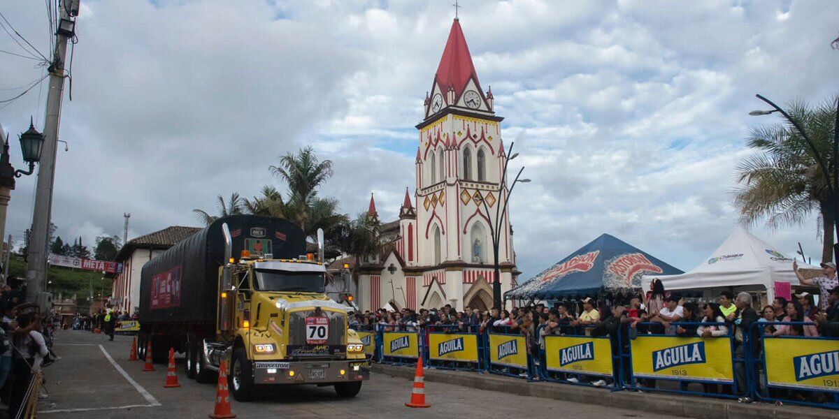 Concurso de tractocamiones en reverso desafiará a conductores de todo el país en Chipaque, Cundinamarca