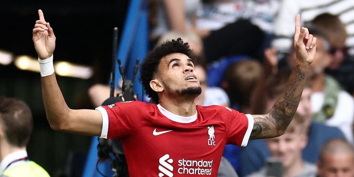 El Liverpool gana al Bournemouth con nuevo gol de Luis Díaz