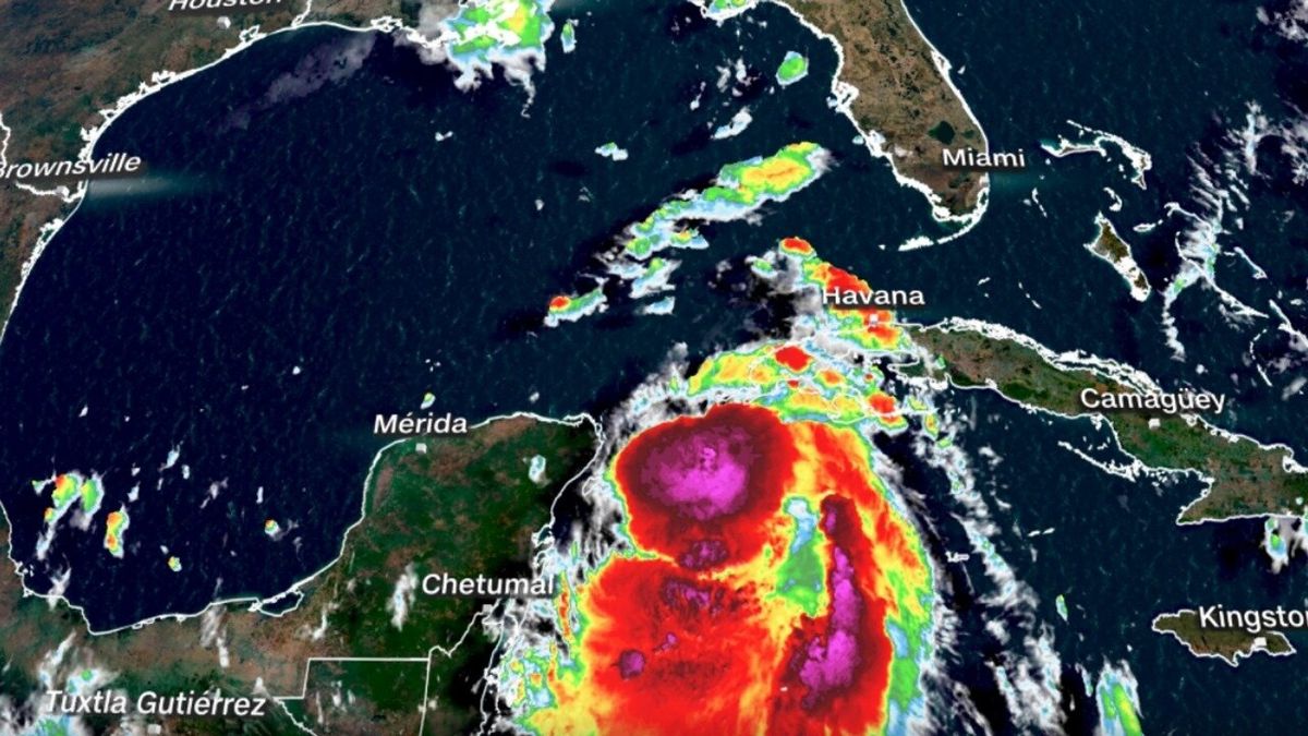 Tormenta tropical Idalia se convierte en huracán antes de tocar tierra en Florida