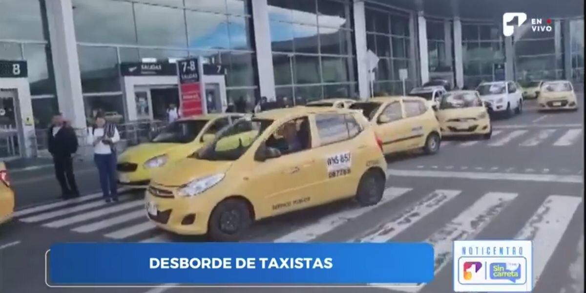 Denuncia taxistas captan clientes en lugares indebidos