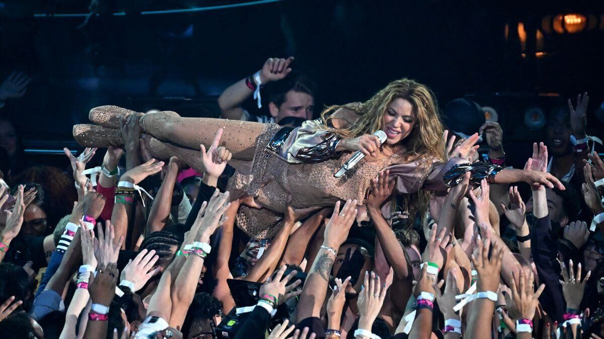 Así fue la increíble presentación de Shakira en los VMAs 2023