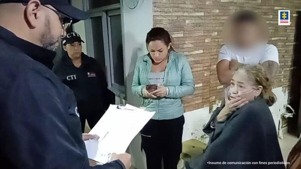 A prisión una hija y su mamá que estafaron por 2000 millones a 1500 contribuyentes del Predial en Bogotá