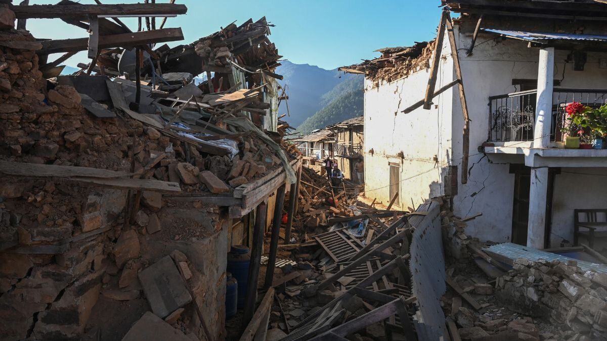 Terremoto en Nepal deja hasta el momento más de 150 muertos