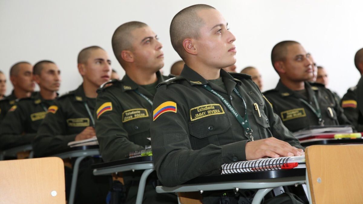 Gobierno establece matrículas gratis a escuelas militares: consulte el decreto