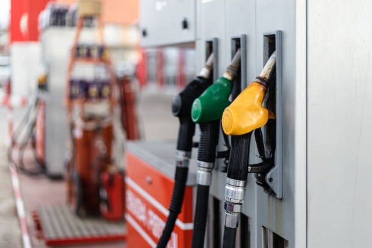 SIC formula cargos a Terpel, Chevron, Biomax y otros distribuidores de combustible