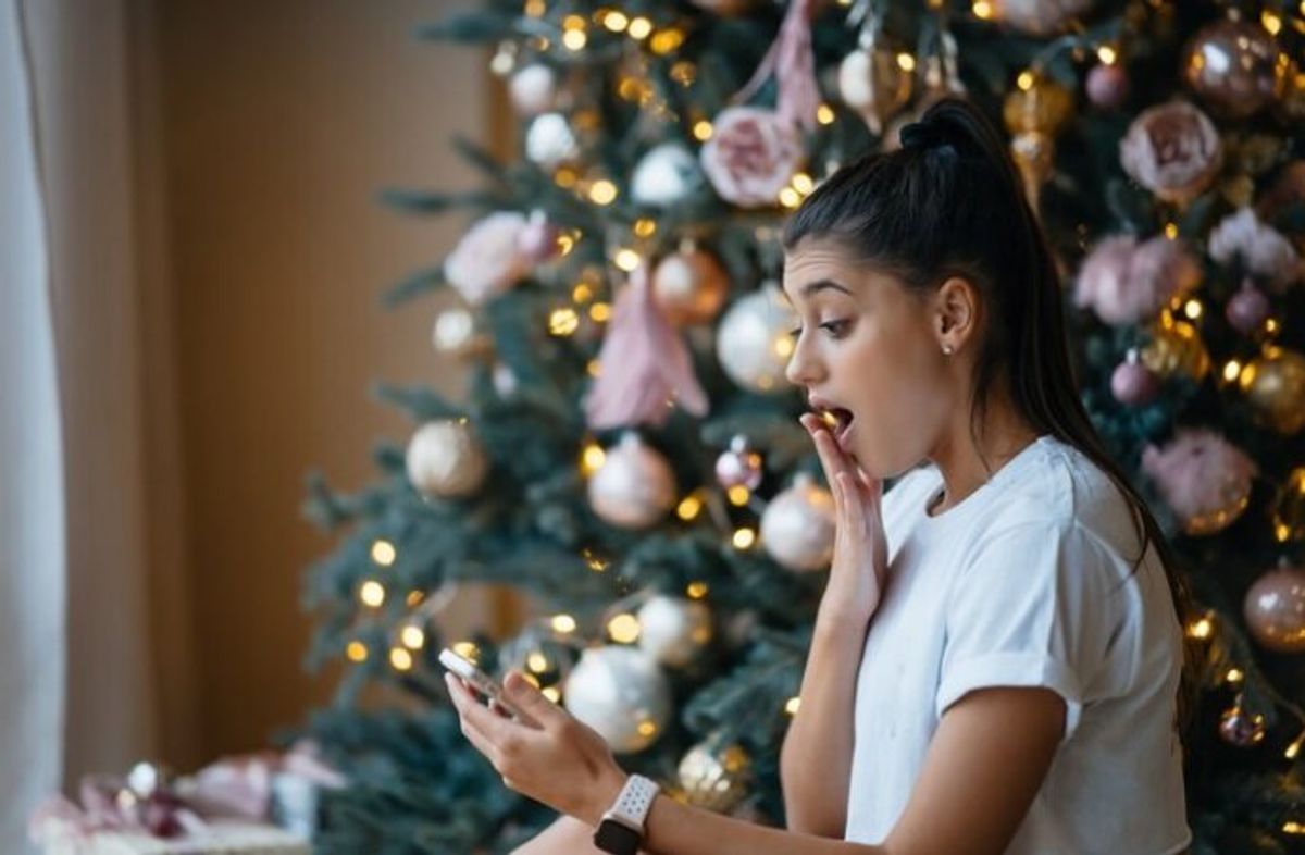 Razones regalar celular Navidad