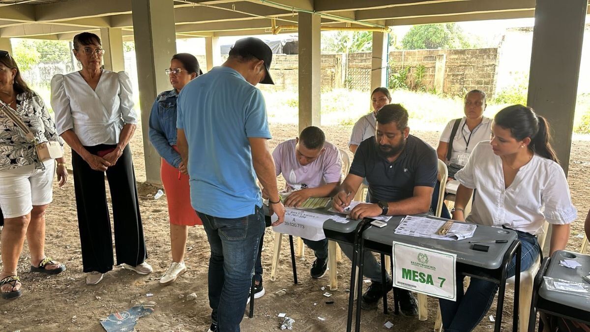 Cierran las urnas en Gamarra para la elección del nuevo alcalde