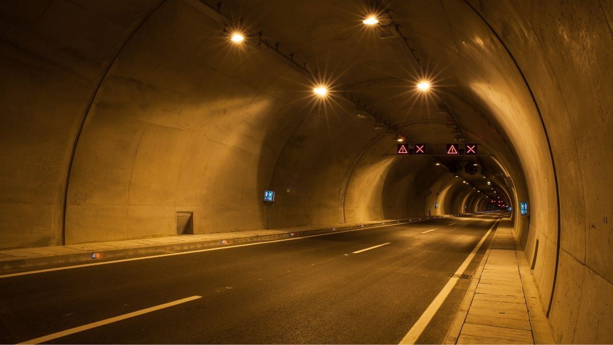 via-al-llano-cerrada-completamente-por-accidente-de-vehiculo-en-el-tunel-boqueron