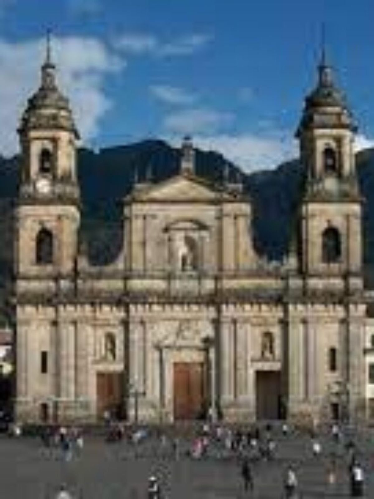 Iglesias y templos emblemáticos de Bogotá