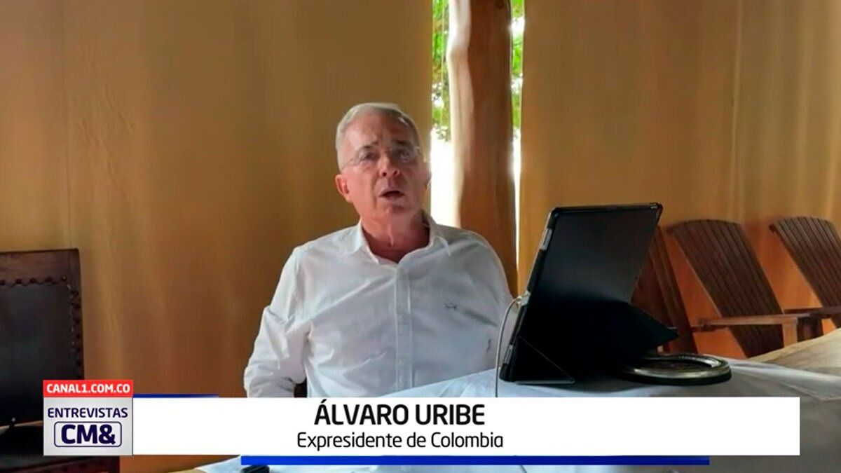 Intervención completa del expresidente Álvaro Uribe tras su llamado a juicio por parte de la Fiscalía