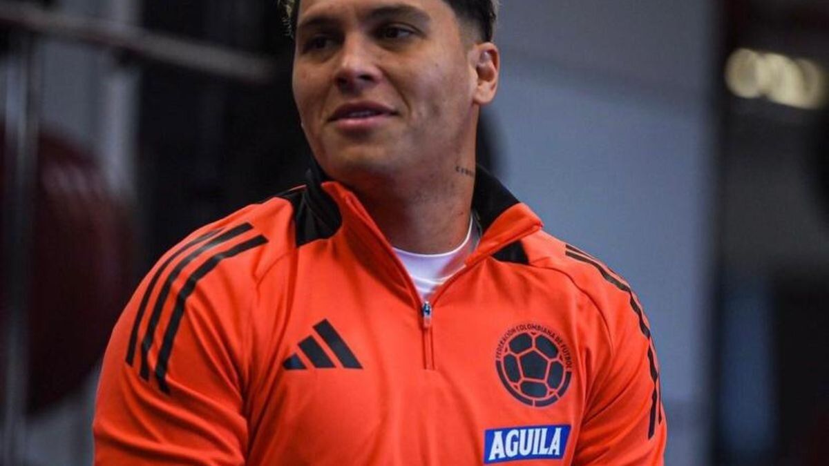 Importante futbolista colombiano solicita con urgencia